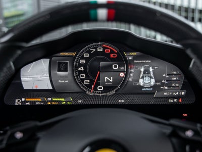 2023 Ferrari SF90 Stradale Base