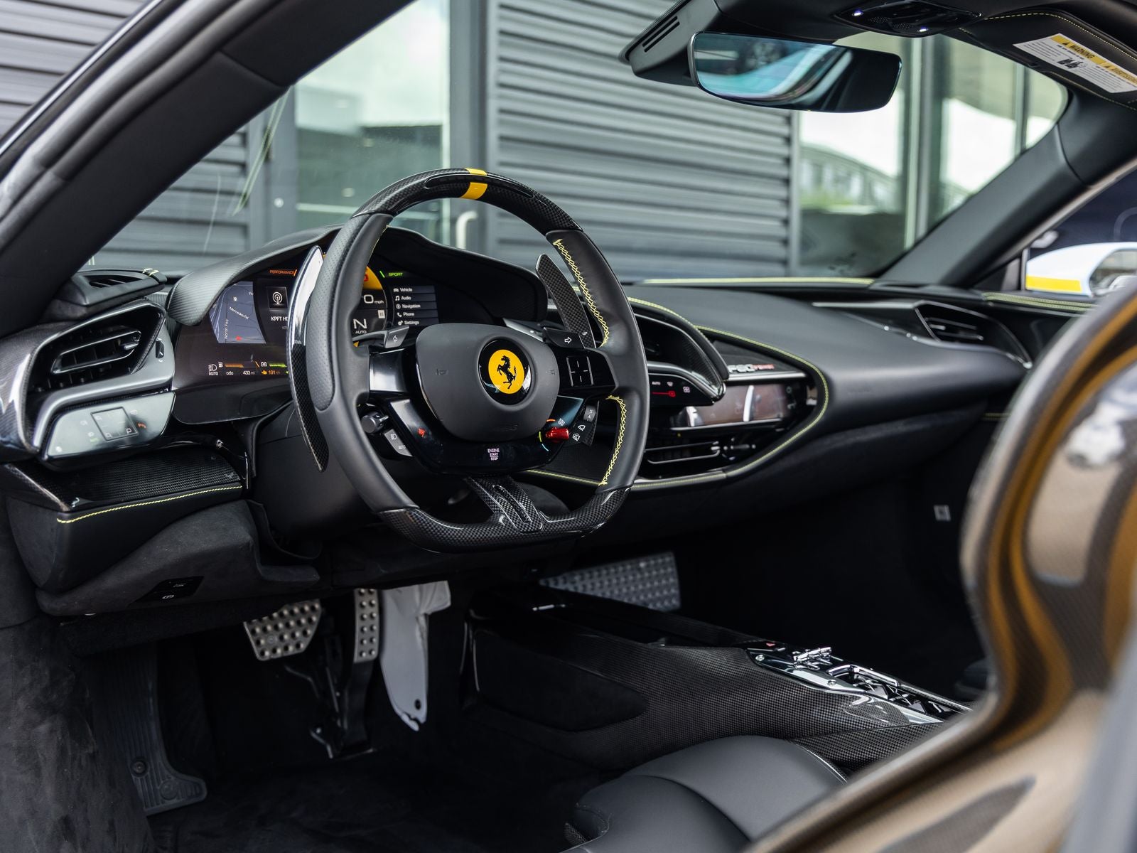 2024 Ferrari SF90 Spider Base