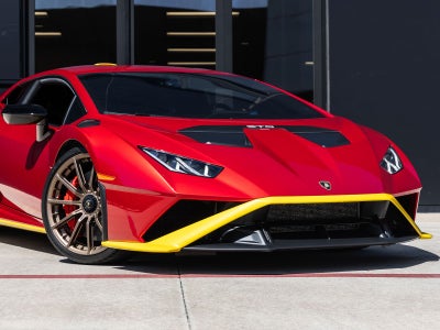 2022 Lamborghini Huracan STO Base