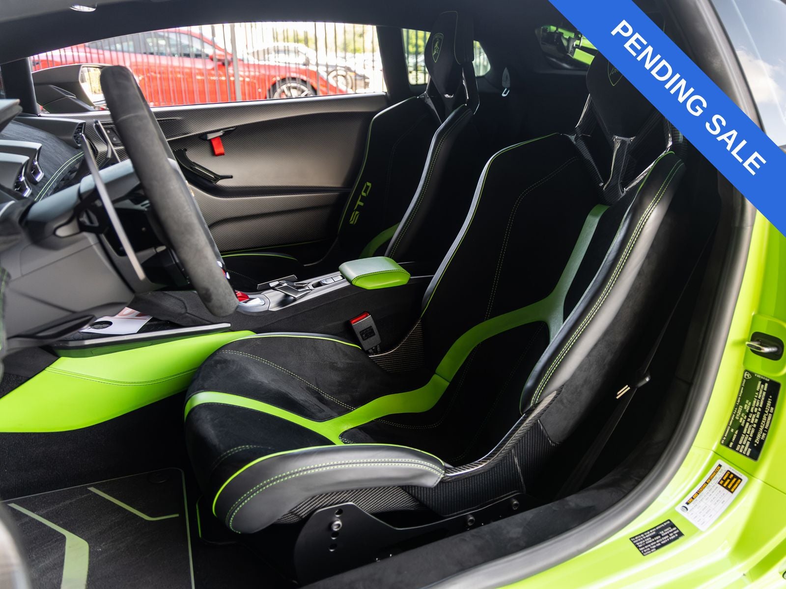 2023 Lamborghini Huracan STO Base
