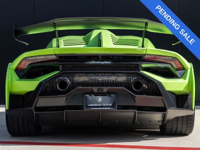 2023 Lamborghini Huracan STO Base