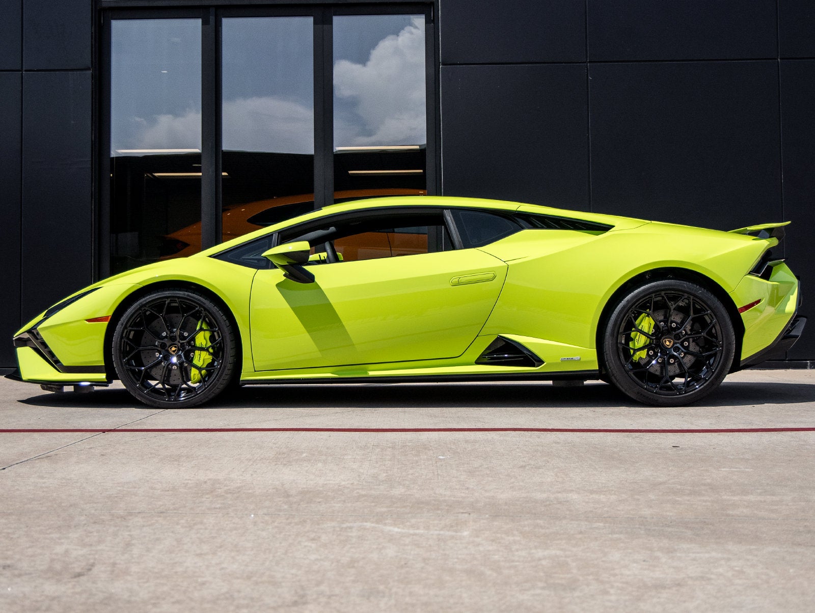 2024 Lamborghini Huracan Tecnica Base