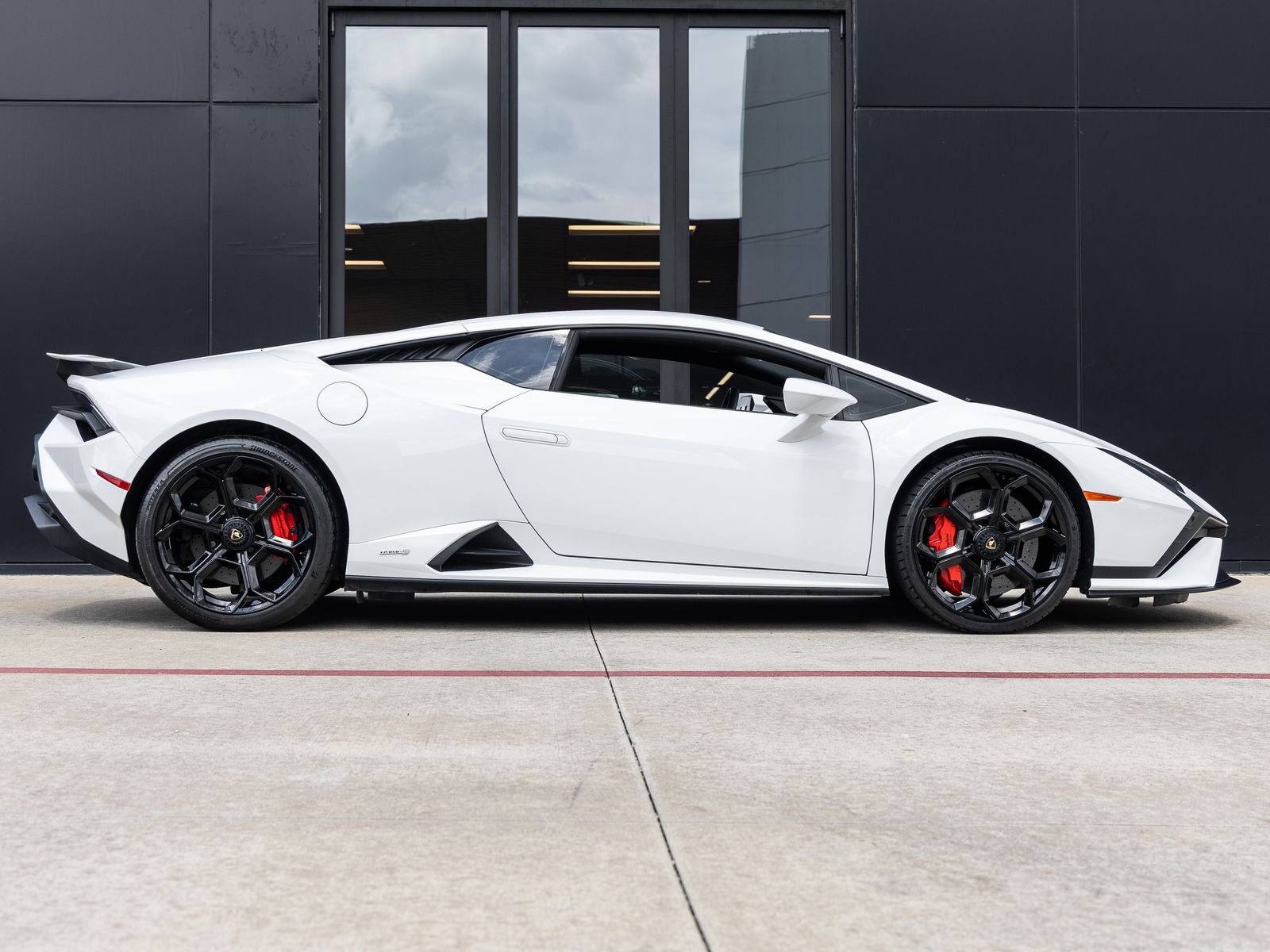 2023 Lamborghini Huracan Tecnica Base