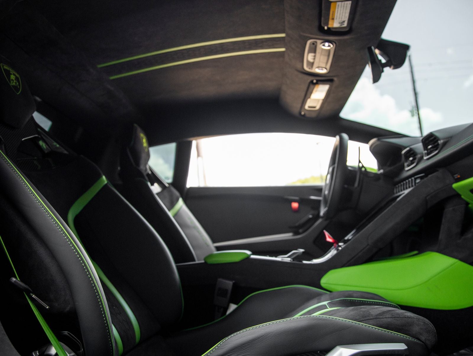 2023 Lamborghini Huracan Tecnica Base