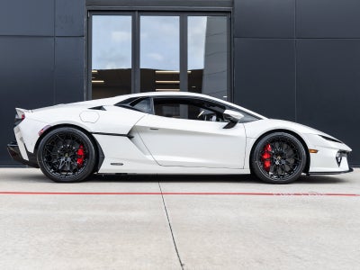 2026 Lamborghini Temerario Base
