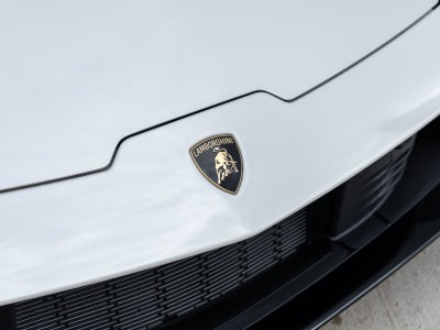 2026 Lamborghini Temerario Base