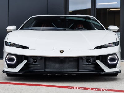 2026 Lamborghini Temerario Base