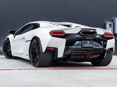 2026 Lamborghini Temerario Base