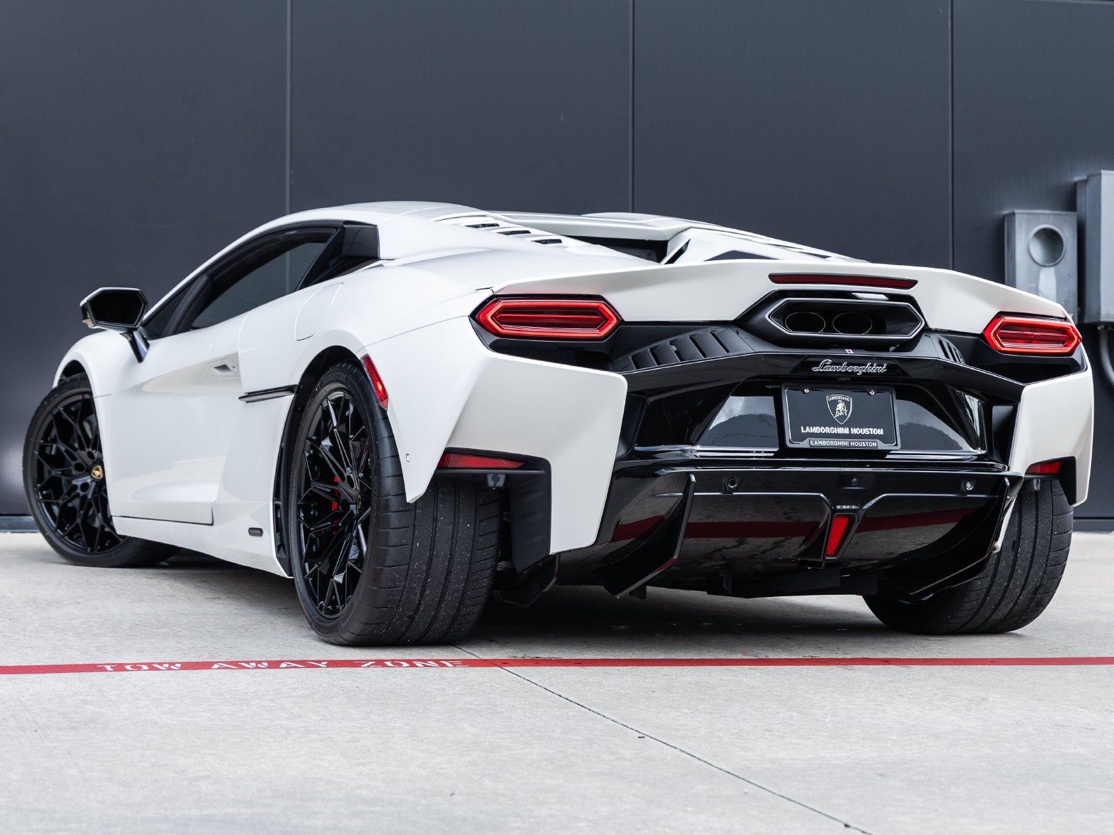 2026 Lamborghini Temerario Base