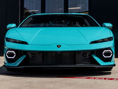 2026 Lamborghini Temerario Base