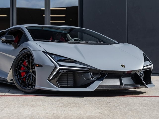 2024 Lamborghini Revuelto Base