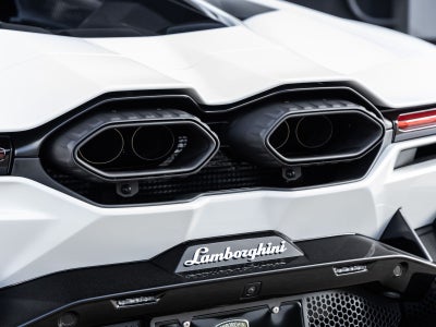 2024 Lamborghini Revuelto Base