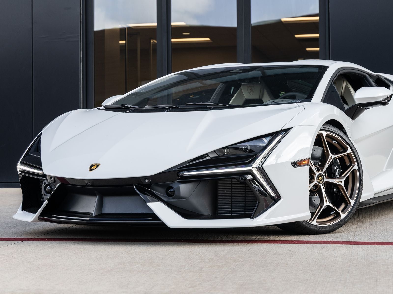 2024 Lamborghini Revuelto Base