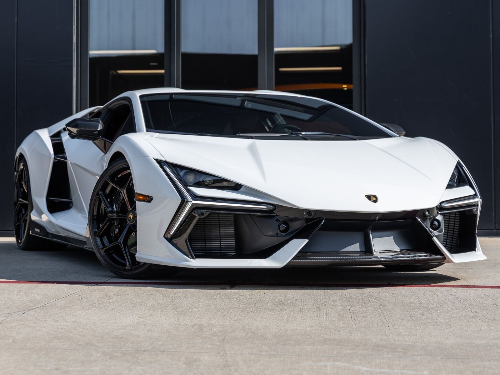 2024 Lamborghini Revuelto Base
