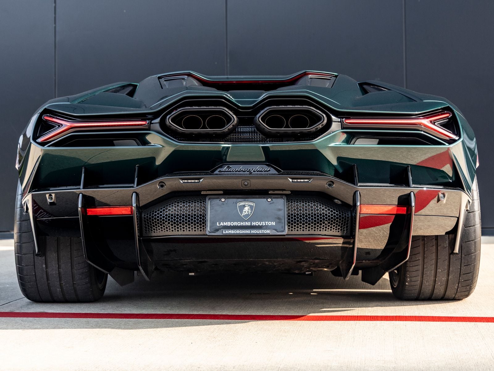 2025 Lamborghini Revuelto Base