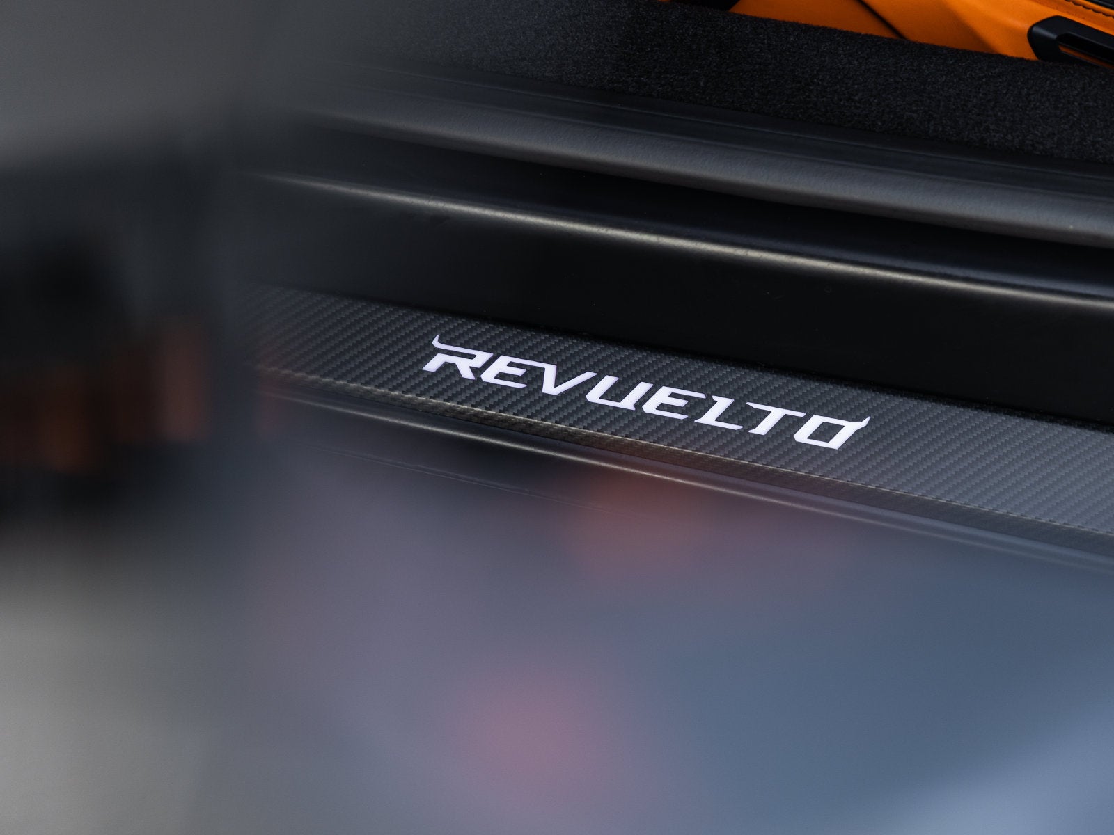2025 Lamborghini Revuelto Base