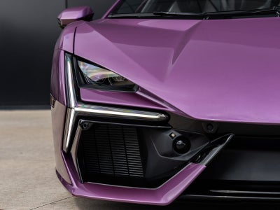 2025 Lamborghini Revuelto Base
