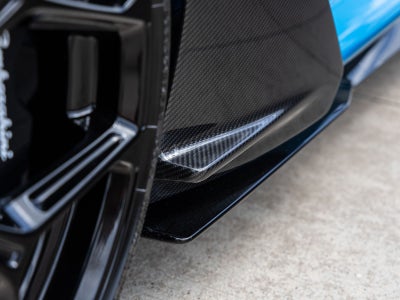 2025 Lamborghini Revuelto Base