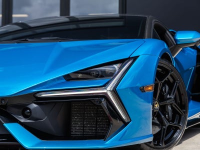 2025 Lamborghini Revuelto Base