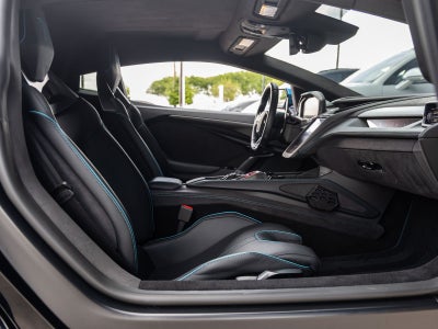 2025 Lamborghini Revuelto Base