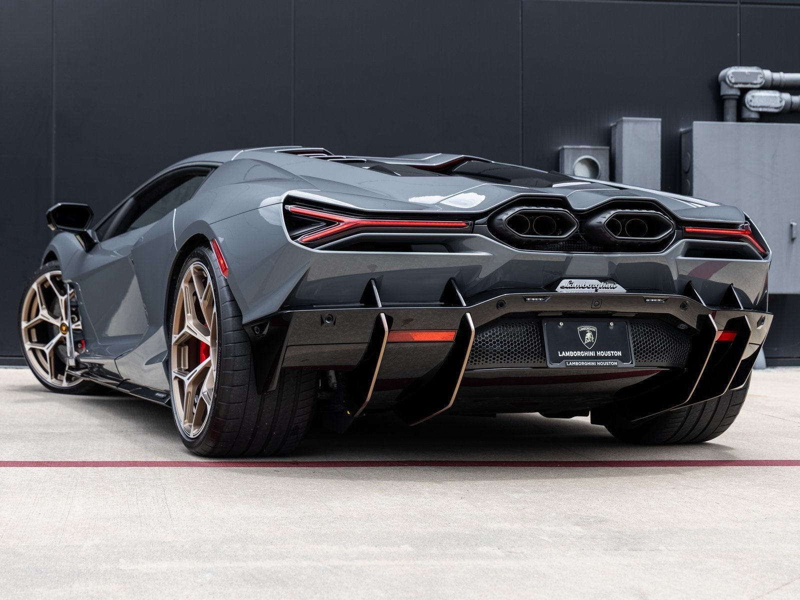 2024 Lamborghini Revuelto Base