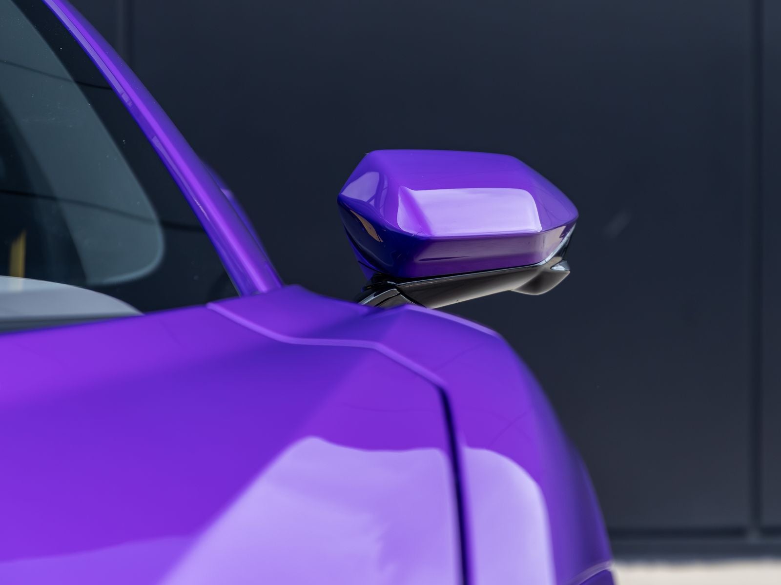 2025 Lamborghini Revuelto Base