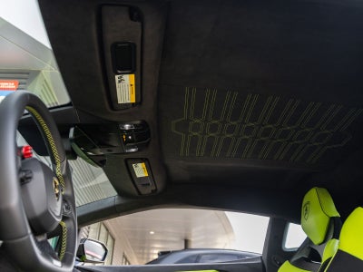 2025 Lamborghini Revuelto Base