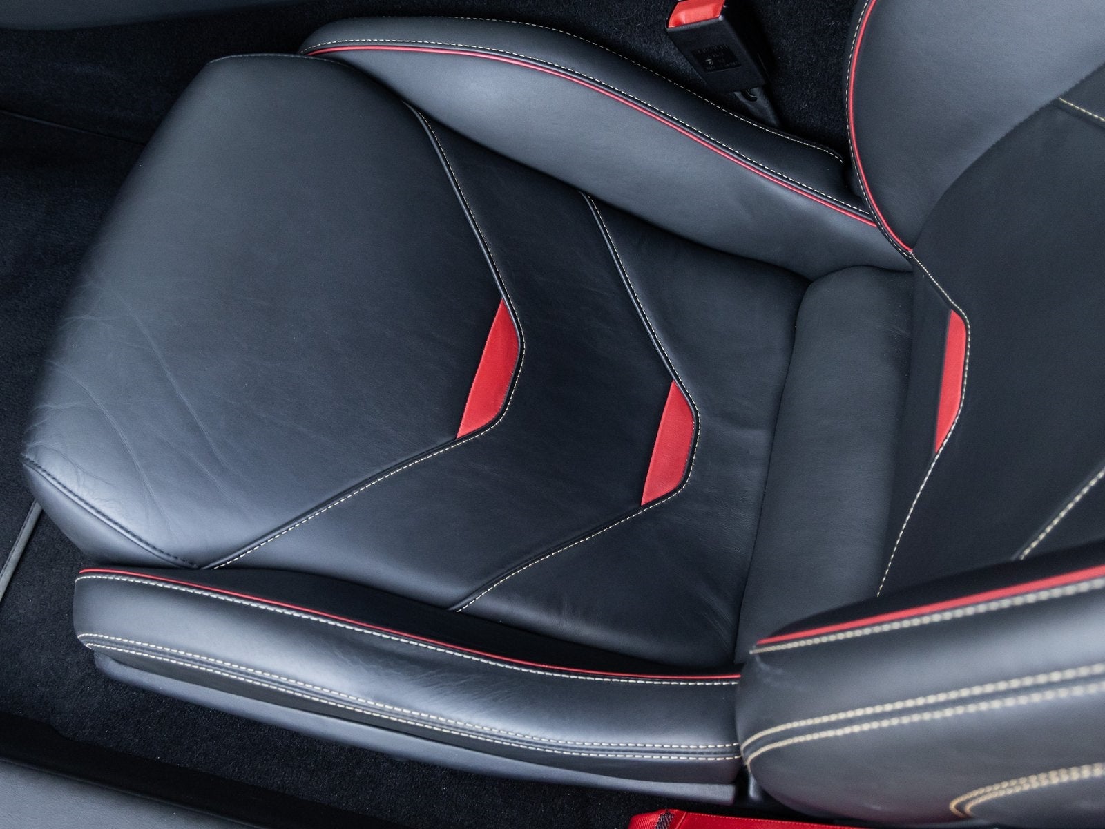 2020 Lamborghini Huracan EVO Base