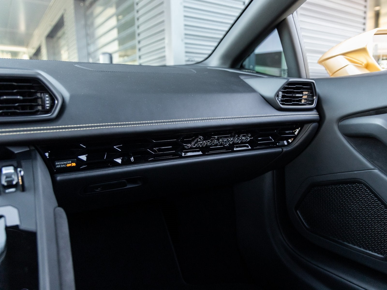 2020 Lamborghini Huracan EVO Base