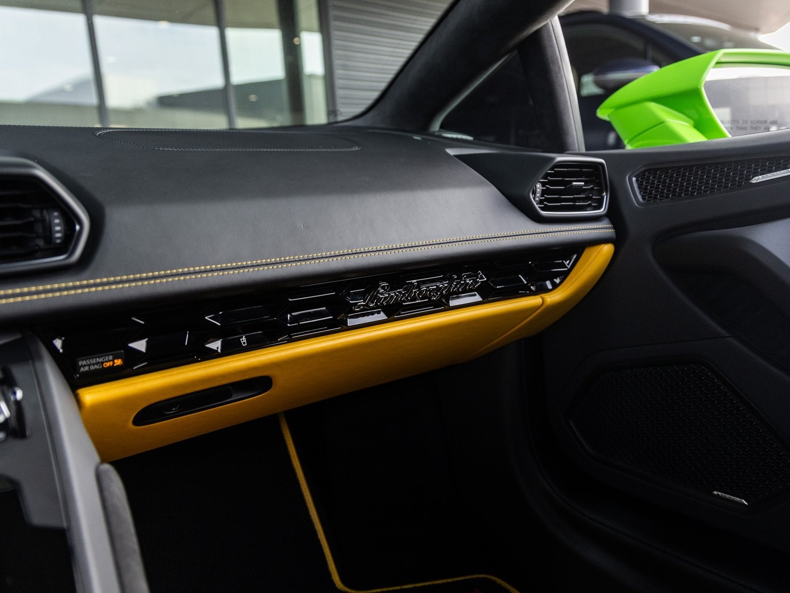 2020 Lamborghini Huracan EVO Base