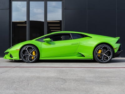 2020 Lamborghini Huracan EVO Base