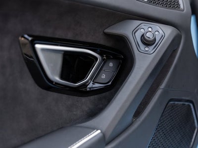 2023 Lamborghini Huracan EVO Base