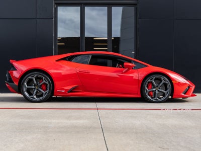 2023 Lamborghini Huracan EVO Base