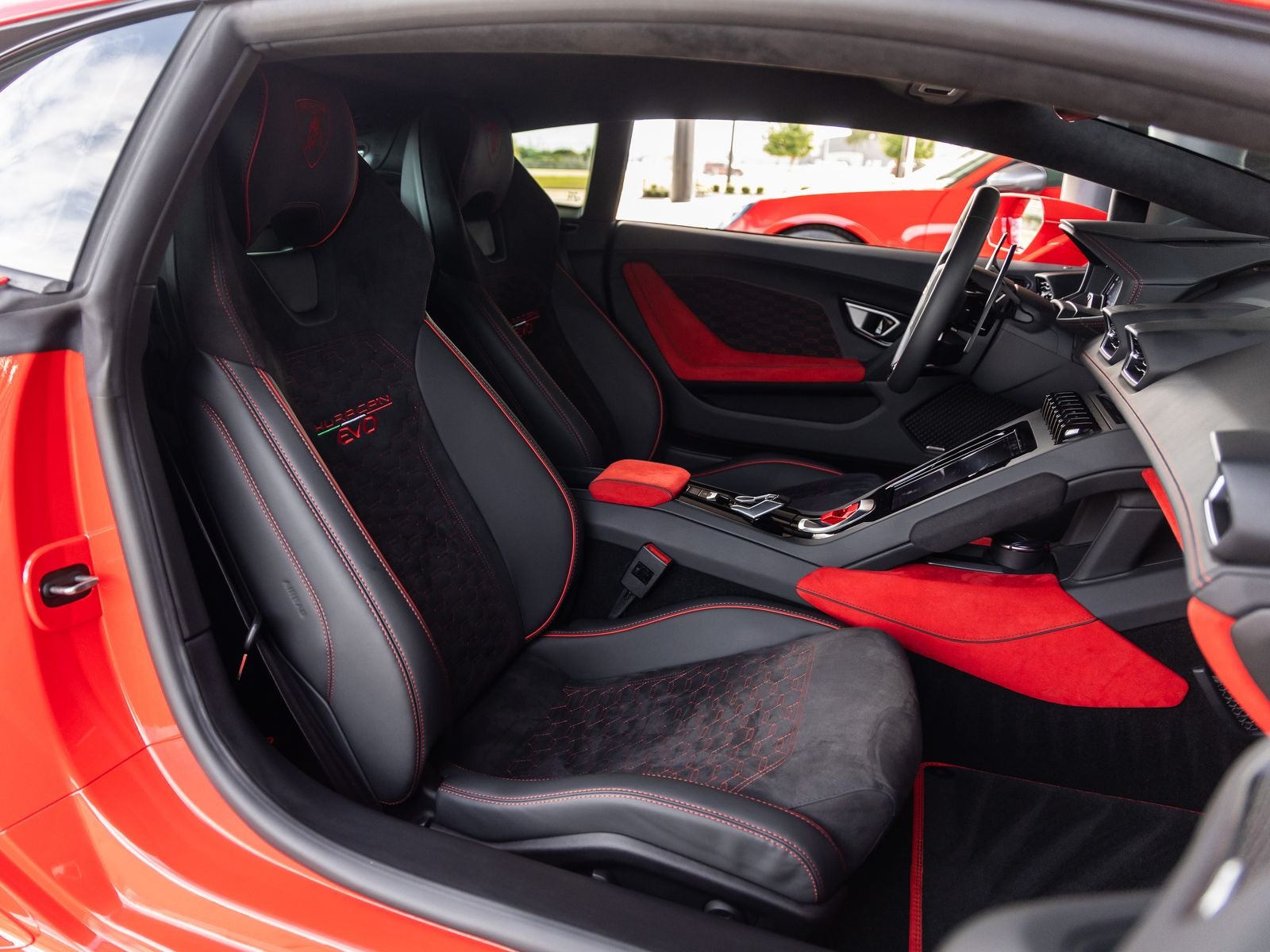2023 Lamborghini Huracan EVO Base