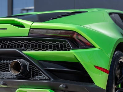2022 Lamborghini Huracan EVO Base