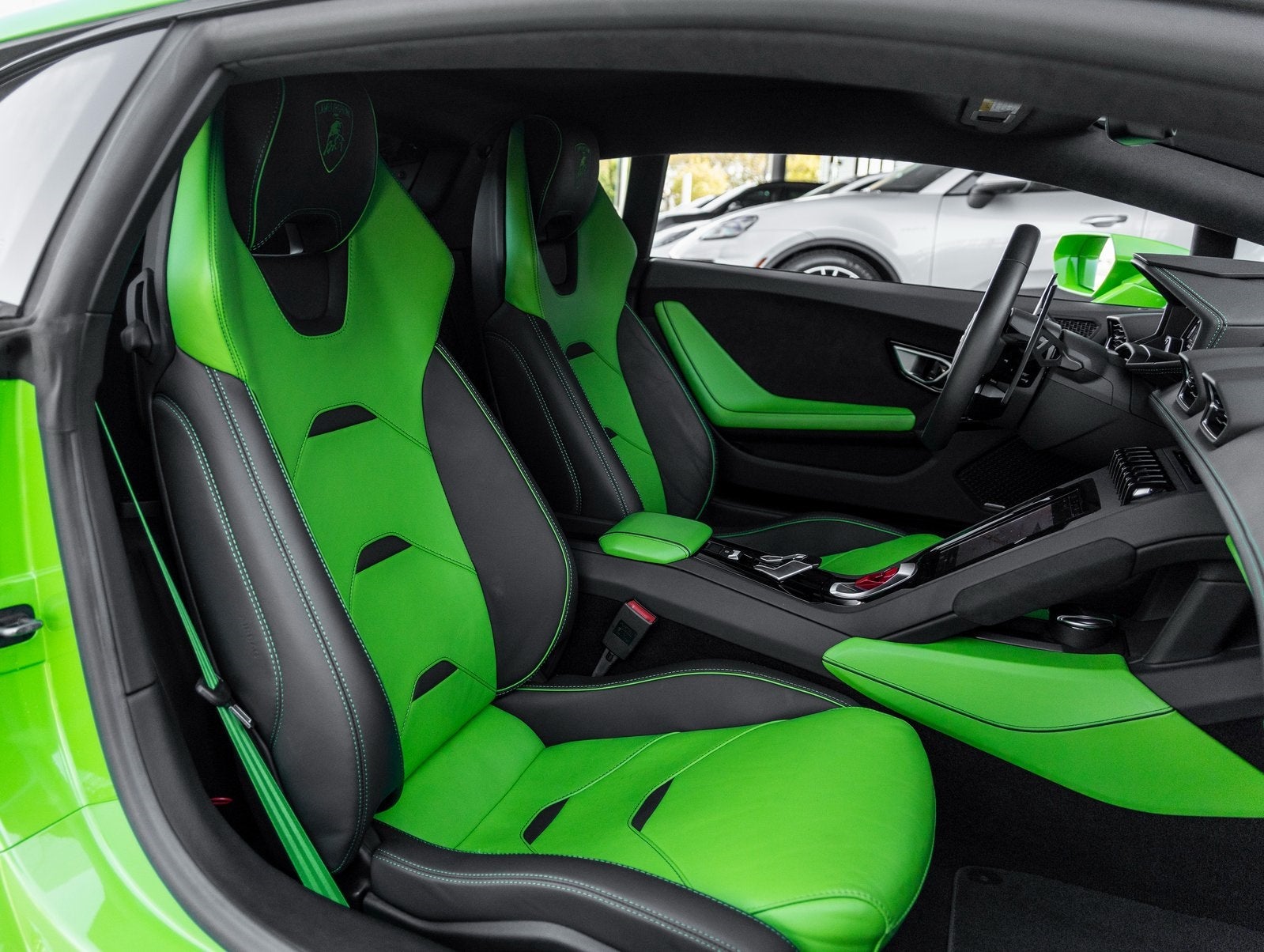 2023 Lamborghini Huracan EVO Base