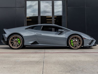 2021 Lamborghini Huracan EVO Base