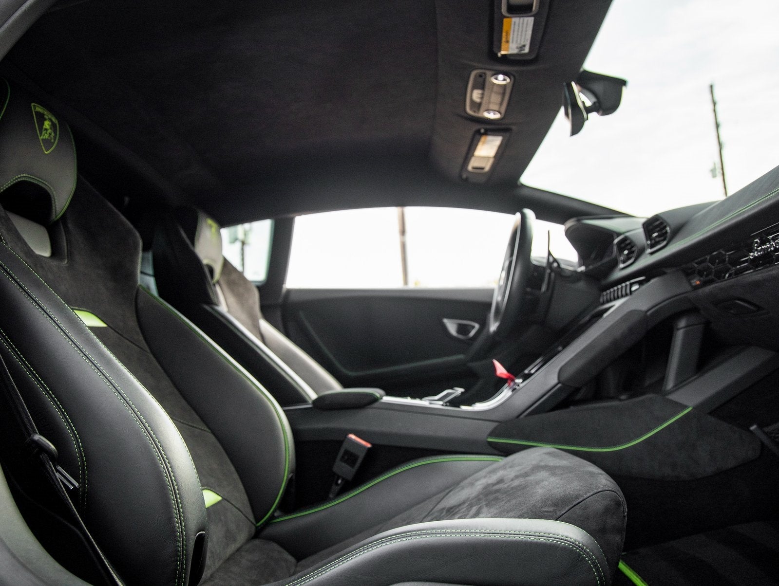 2021 Lamborghini Huracan EVO Base