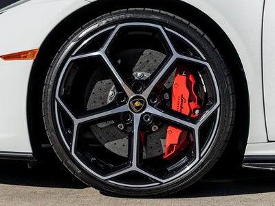 2023 Lamborghini Huracan EVO Base