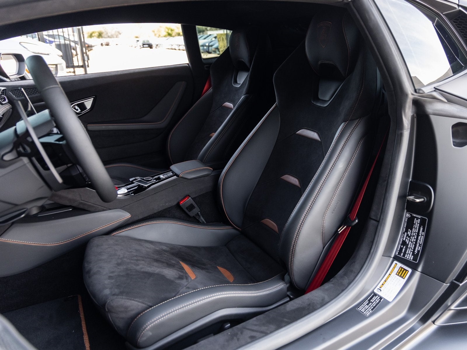 2024 Lamborghini Huracan Sterrato Base