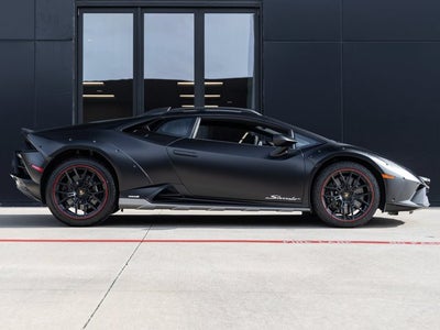 2023 Lamborghini Huracan Sterrato Base