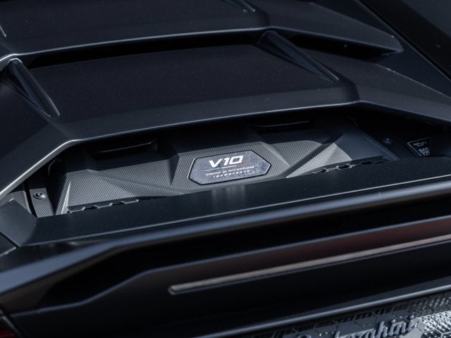 2023 Lamborghini Huracan Sterrato Base