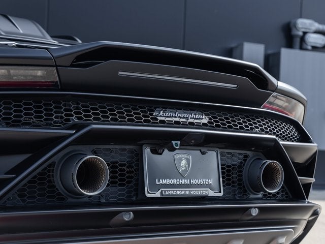 2023 Lamborghini Huracan Sterrato Base