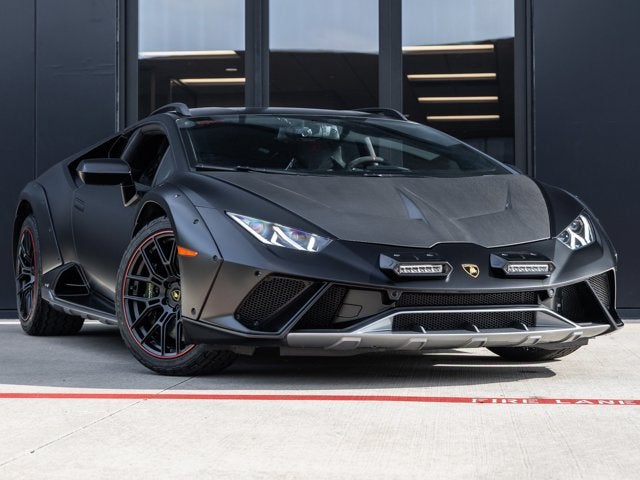 2023 Lamborghini Huracan Sterrato Base