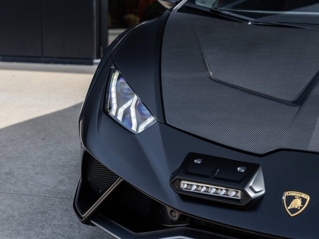 2023 Lamborghini Huracan Sterrato Base