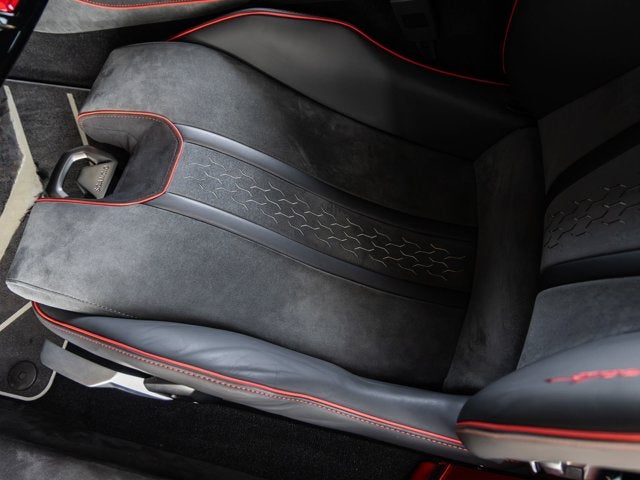 2023 Lamborghini Huracan Sterrato Base