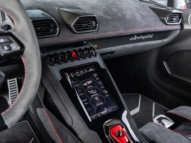 2023 Lamborghini Huracan Sterrato Base