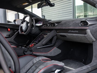 2023 Lamborghini Huracan Sterrato Base