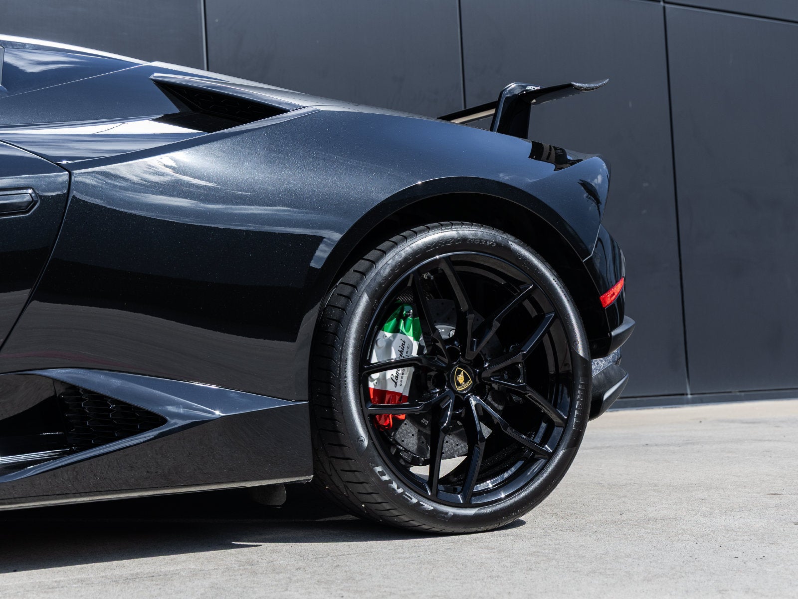 2019 Lamborghini Huracan Performante