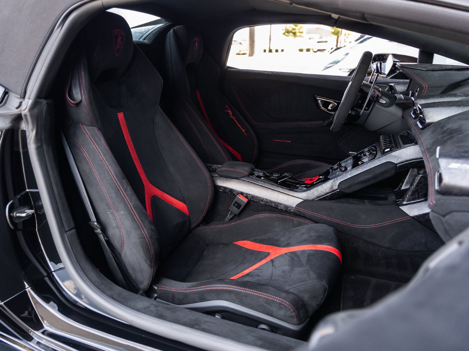 2019 Lamborghini Huracan Performante